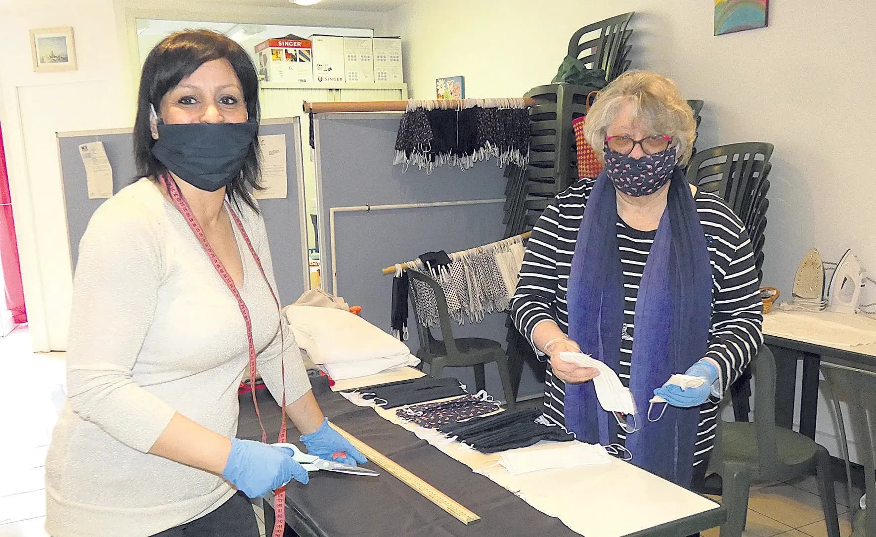 Plus de 1 000 masques fabriqués par les bénévoles de l’AVAL