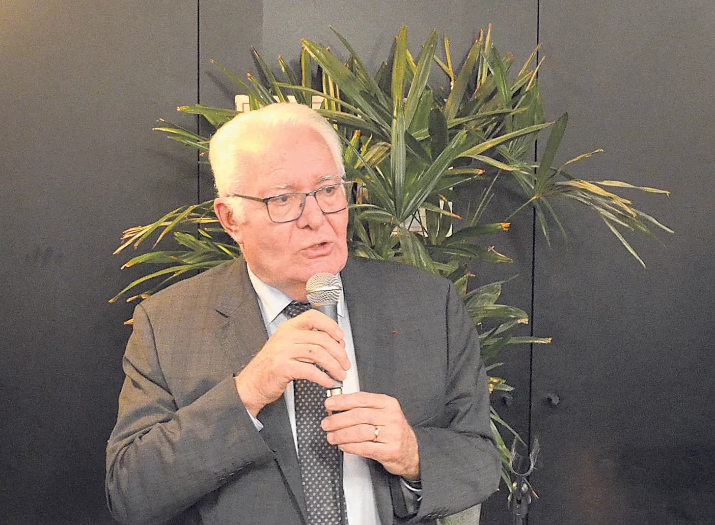 Victoire incontestable de Jean-Pierre Giran, réélu maire de Hyères