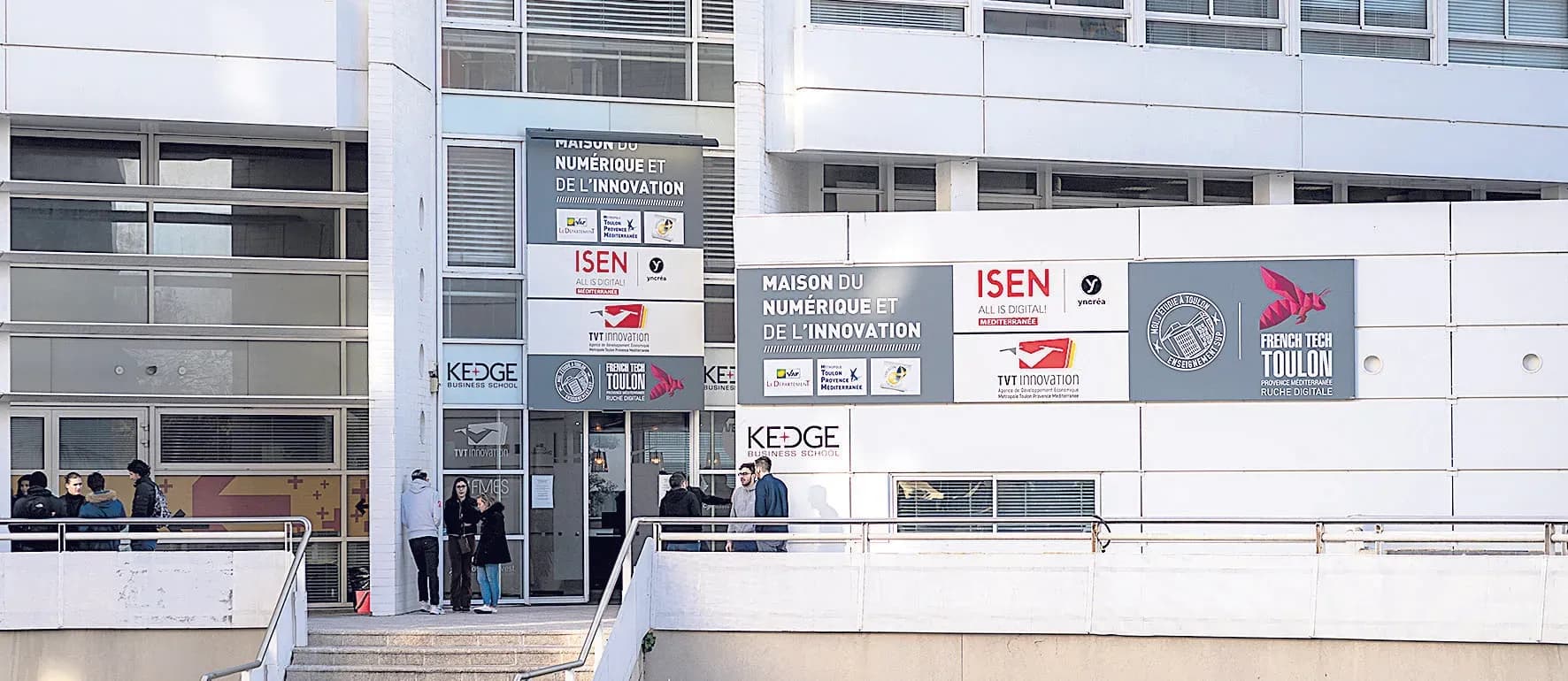 ISEN, étudiants et enseignants se retrouvent sur le campus
