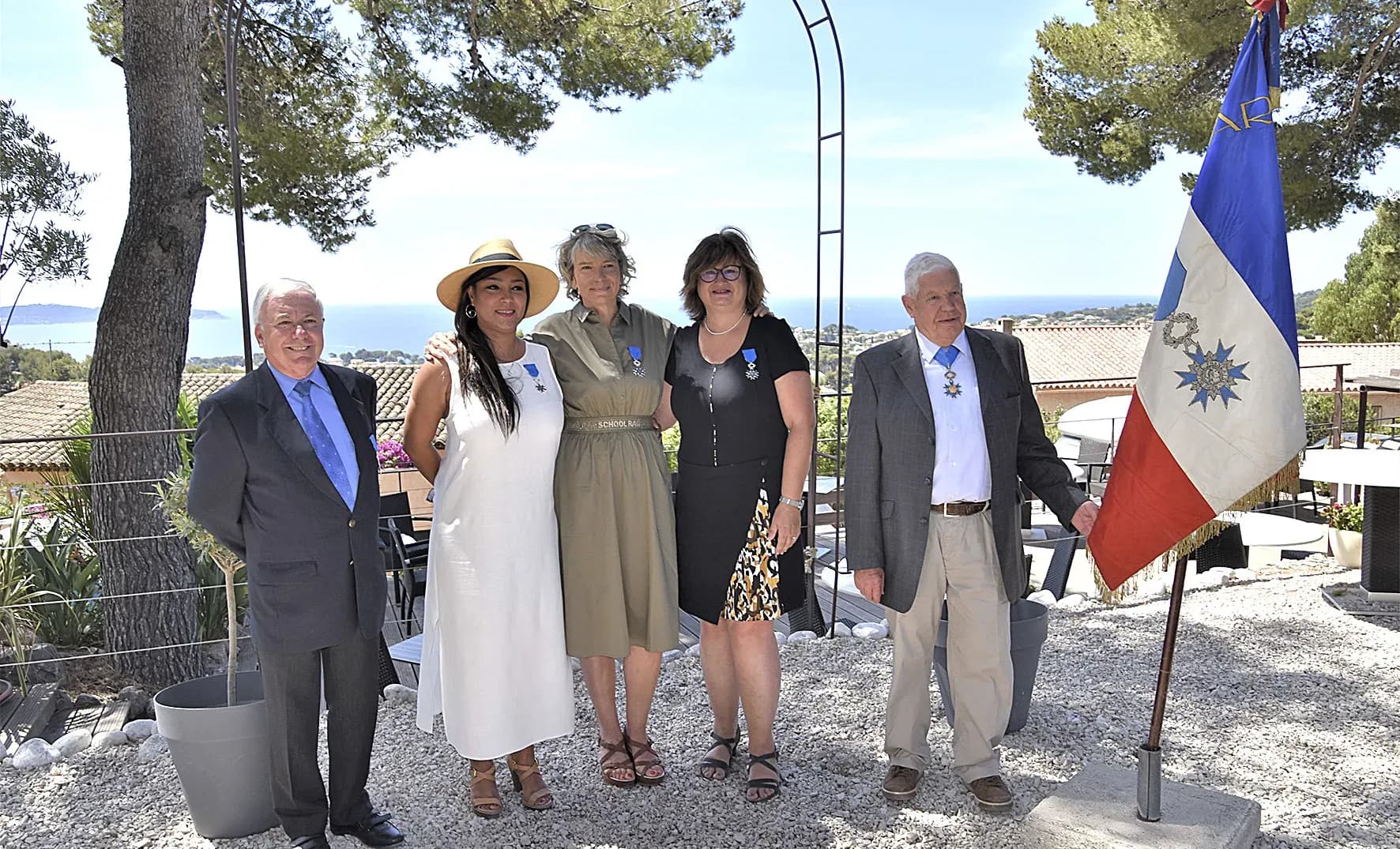 Trois femmes, au parcours remarquable, distinguées de l'Ordre National du Mérite