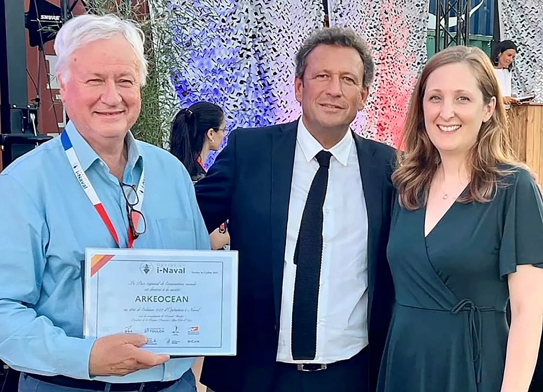 François de Canson remet le Prix régional d'innovation