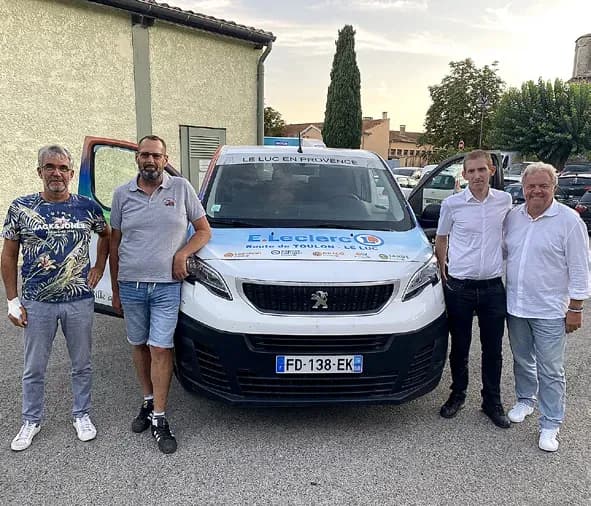 Un nouveau minibus au service de la vie associative