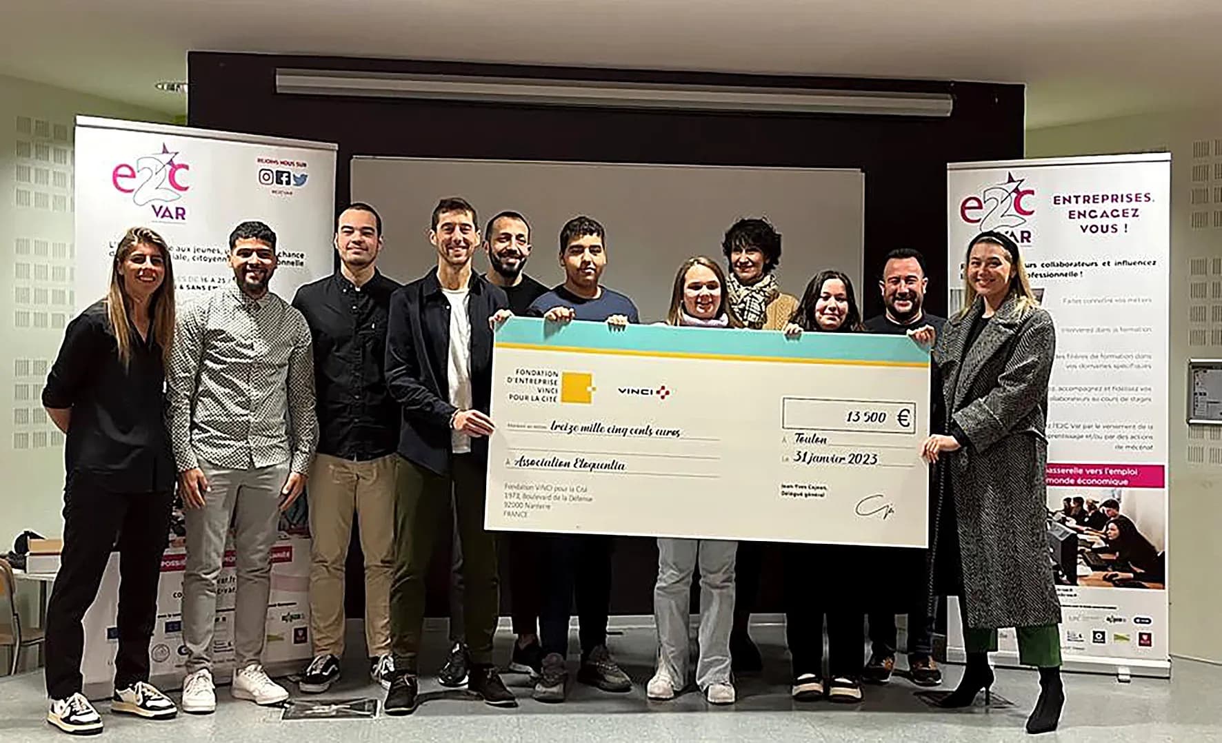 Un chèque de 13 500€ pour l’association Eloquentia