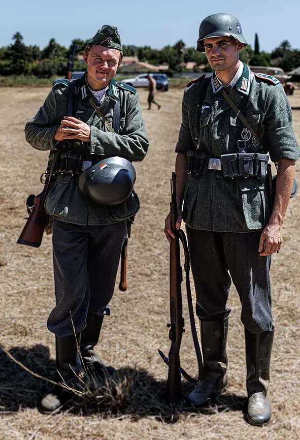 Un camp militaire de la Seconde Guerre mondiale d'un grand réalisme