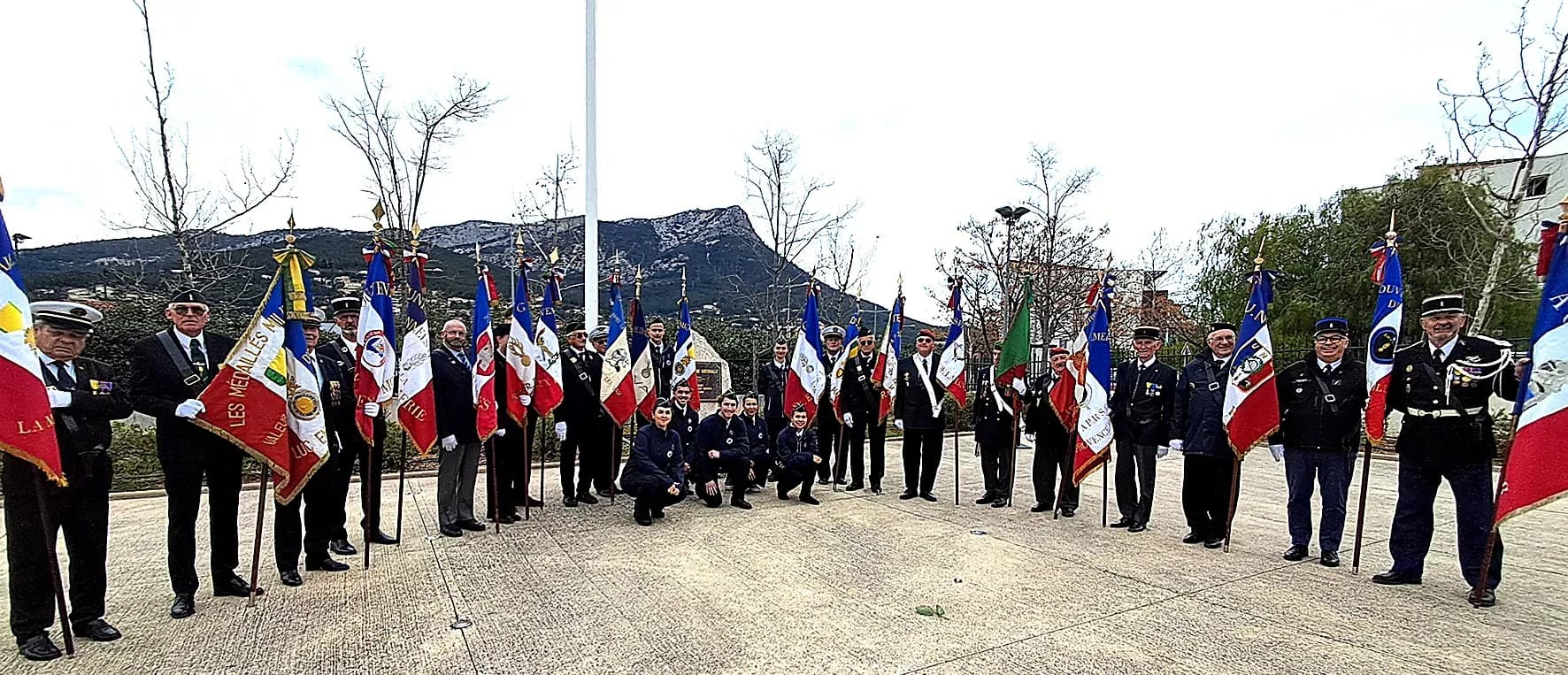 La gendarmerie a rendu un hommage aux héros du quotidien