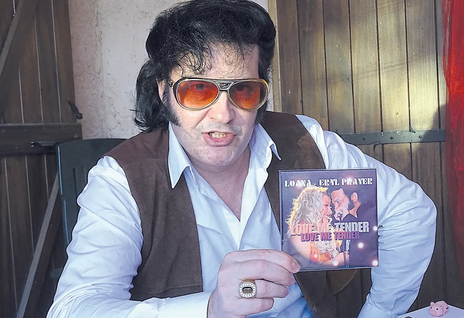 Eryl Prayer : « Après un CD avec Loana, ma tournée Elvis Tour 2017 »