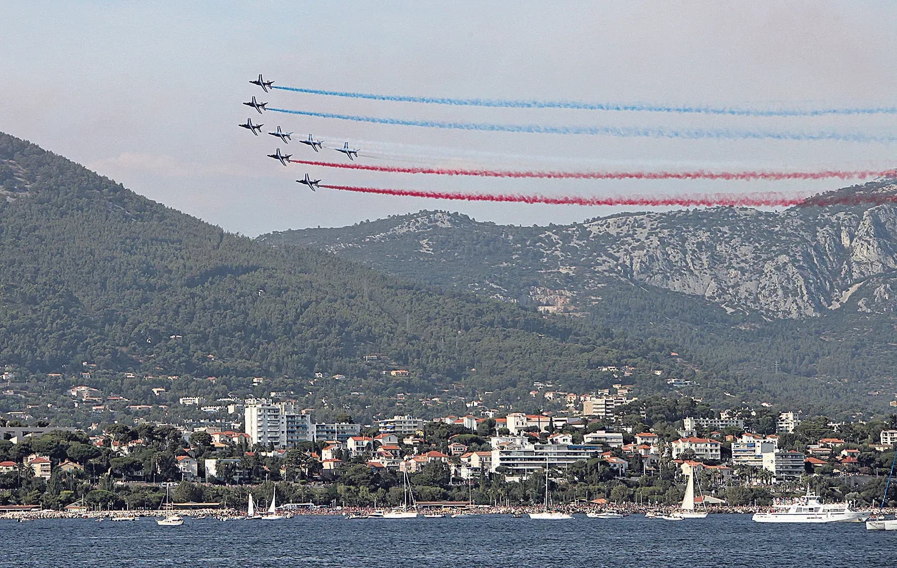 Dans les coulisses de la Patrouille de France