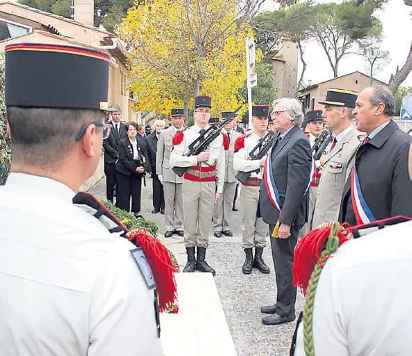 LES AUTRES HOMMAGES