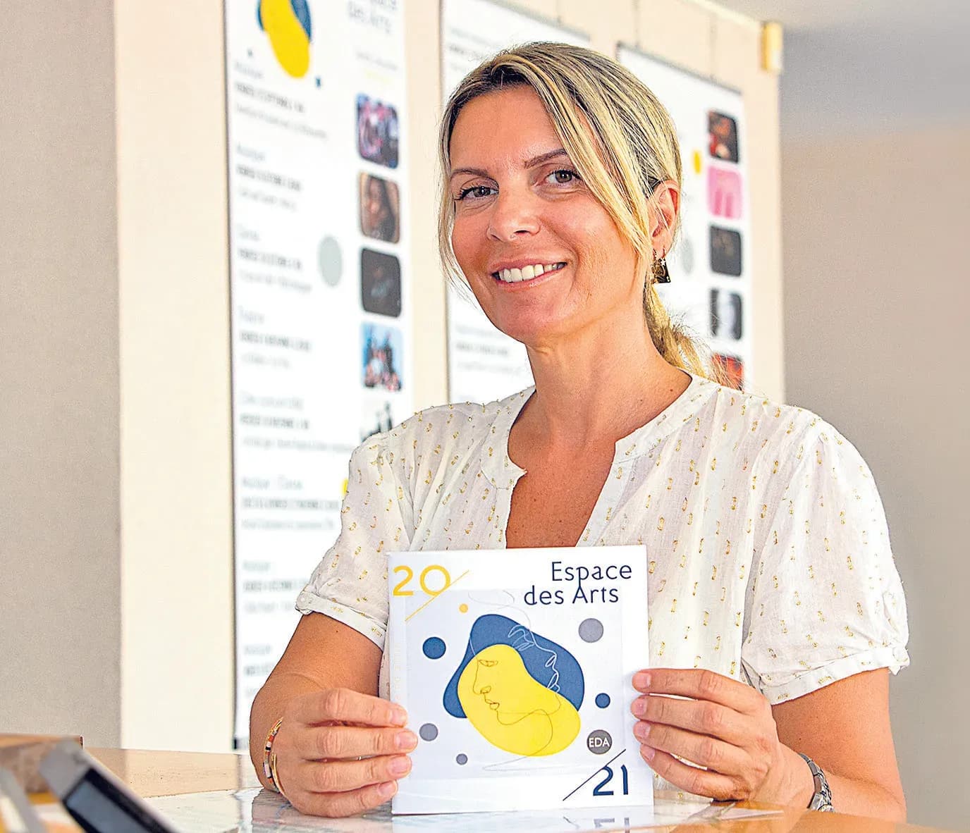 Bérénice Bonnal : « Une saison culturelle dans l’air du temps » ! Bérénice Bonnal répond aux…