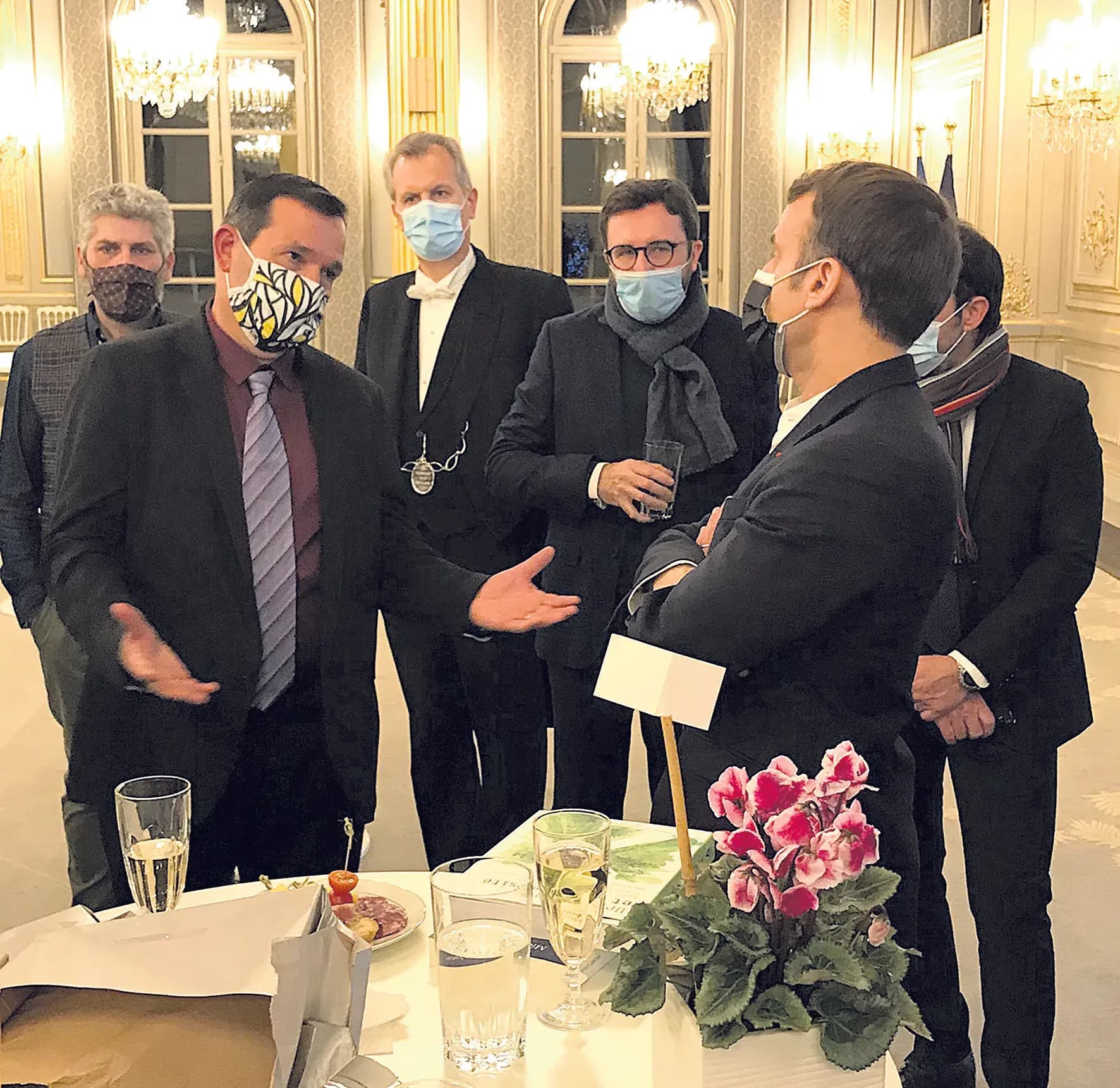Rencontre entre Max Bauer et Emmanuel Macron à l’Élysée