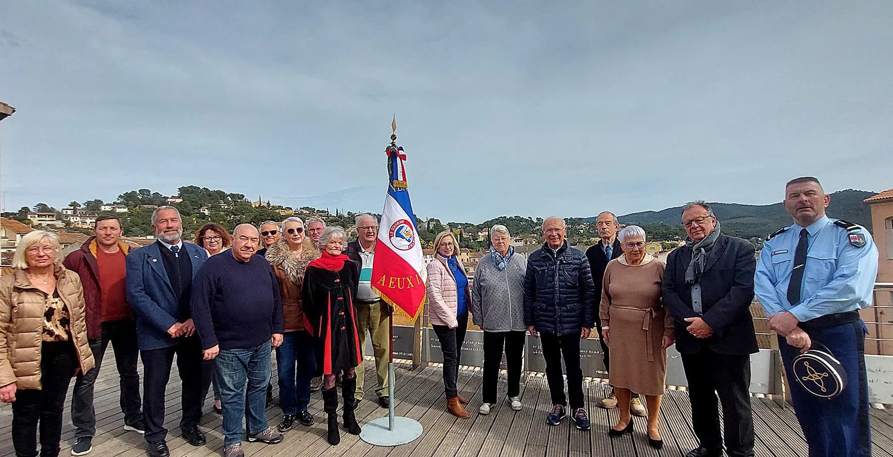 Une visite mémorielle instructive au camp des Milles