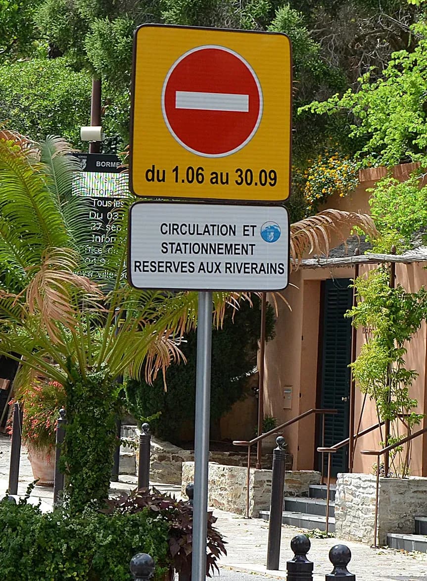 Place Saint-François, changement de décor !