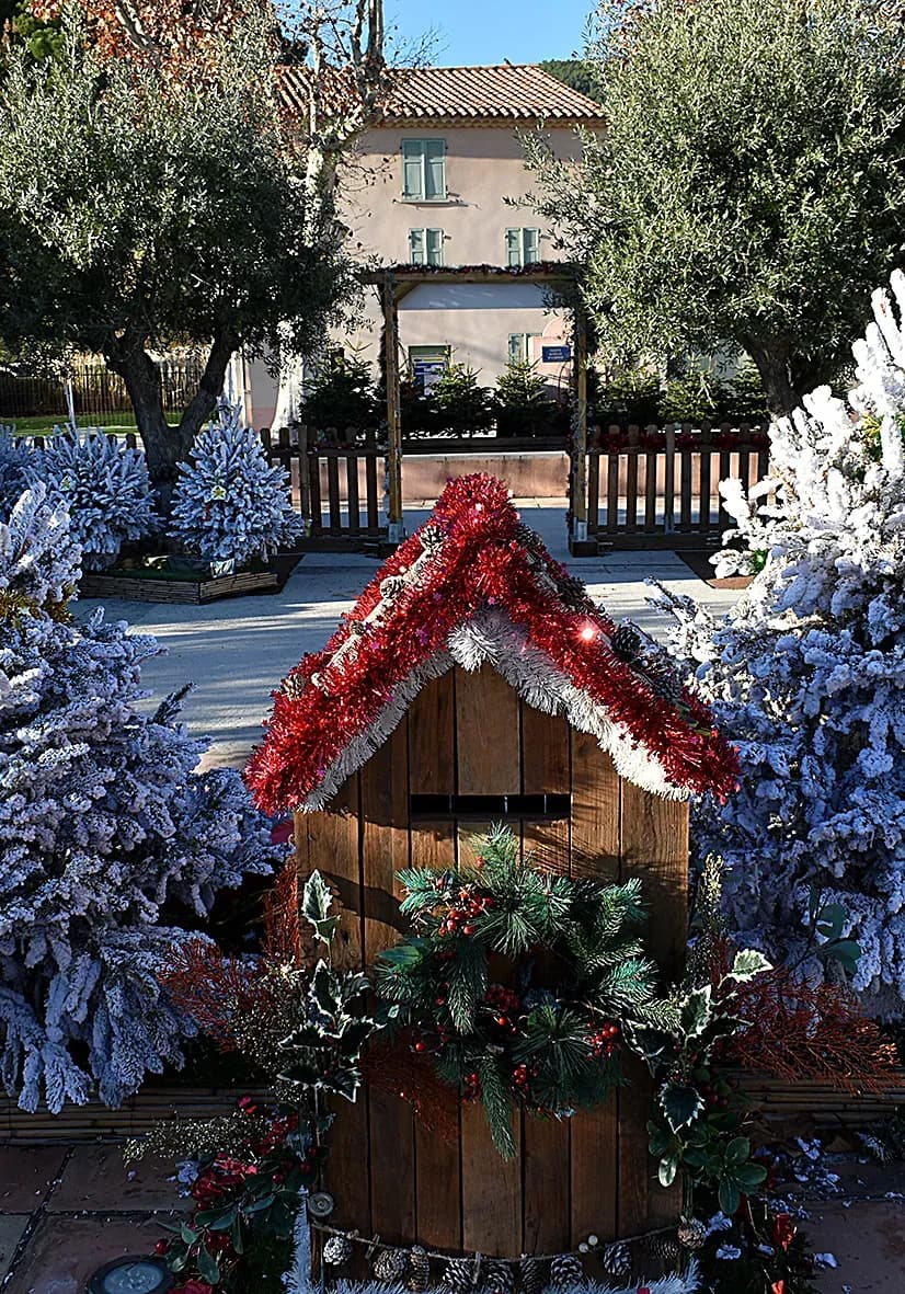 Une distribution bienvenue de cadeaux par le Rotary Club