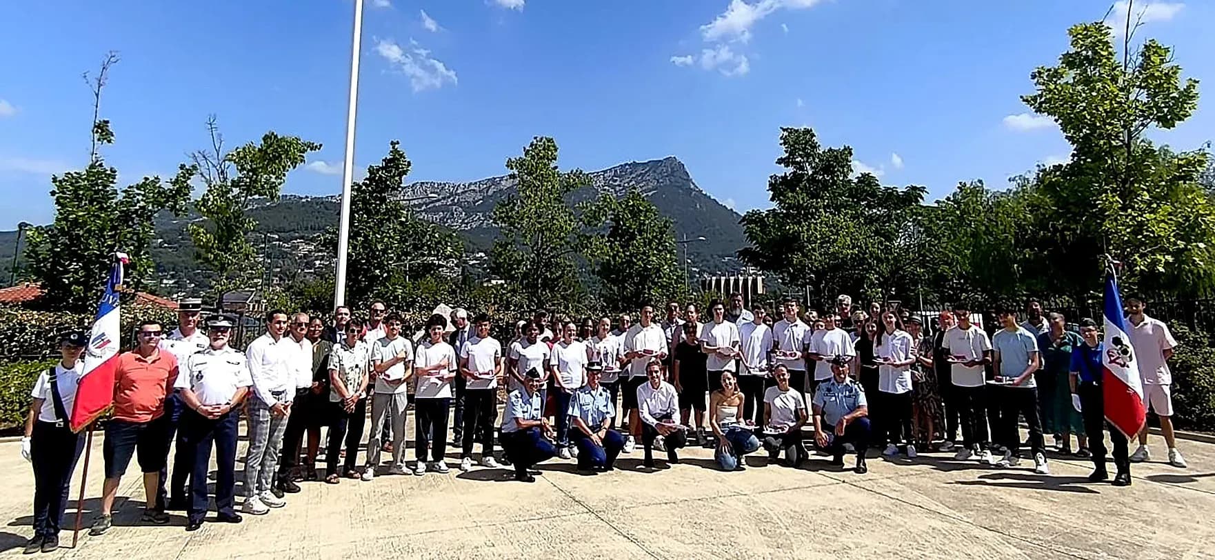 Des lycéens en stage découvrent les coulisses de la gendarmerie