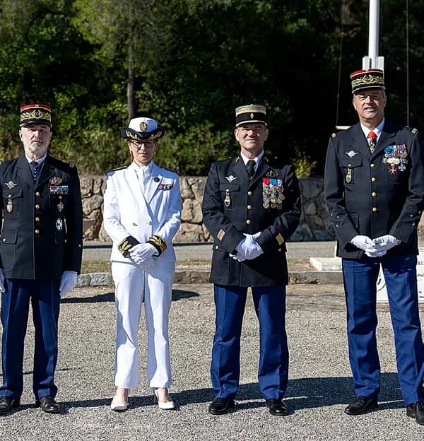 Le colonel Olivier Casties prend le commandement du groupement II/6 de gendarmerie mobile