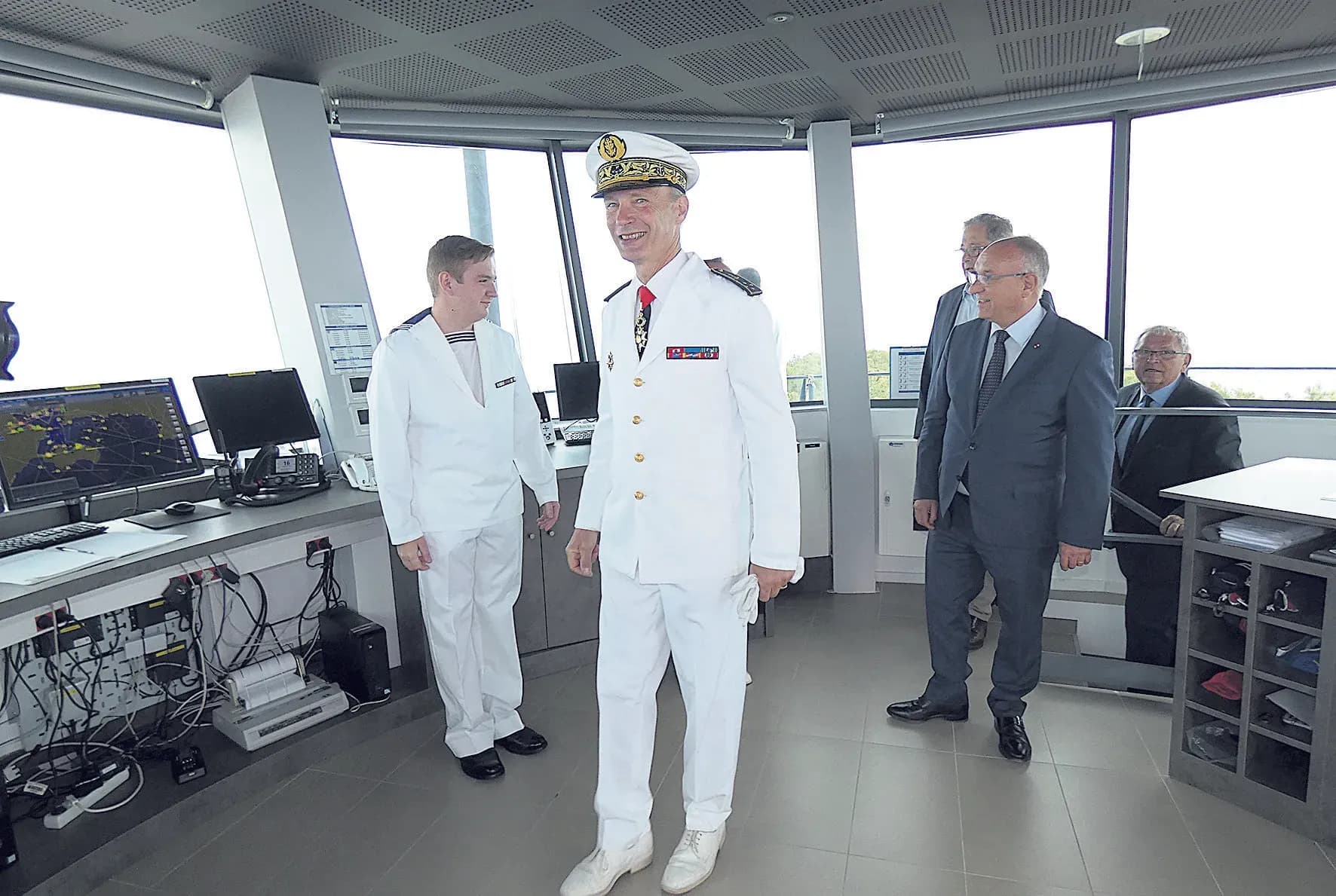 Bon vent pour le vice-amiral d’escadre Charles-Henri du Ché