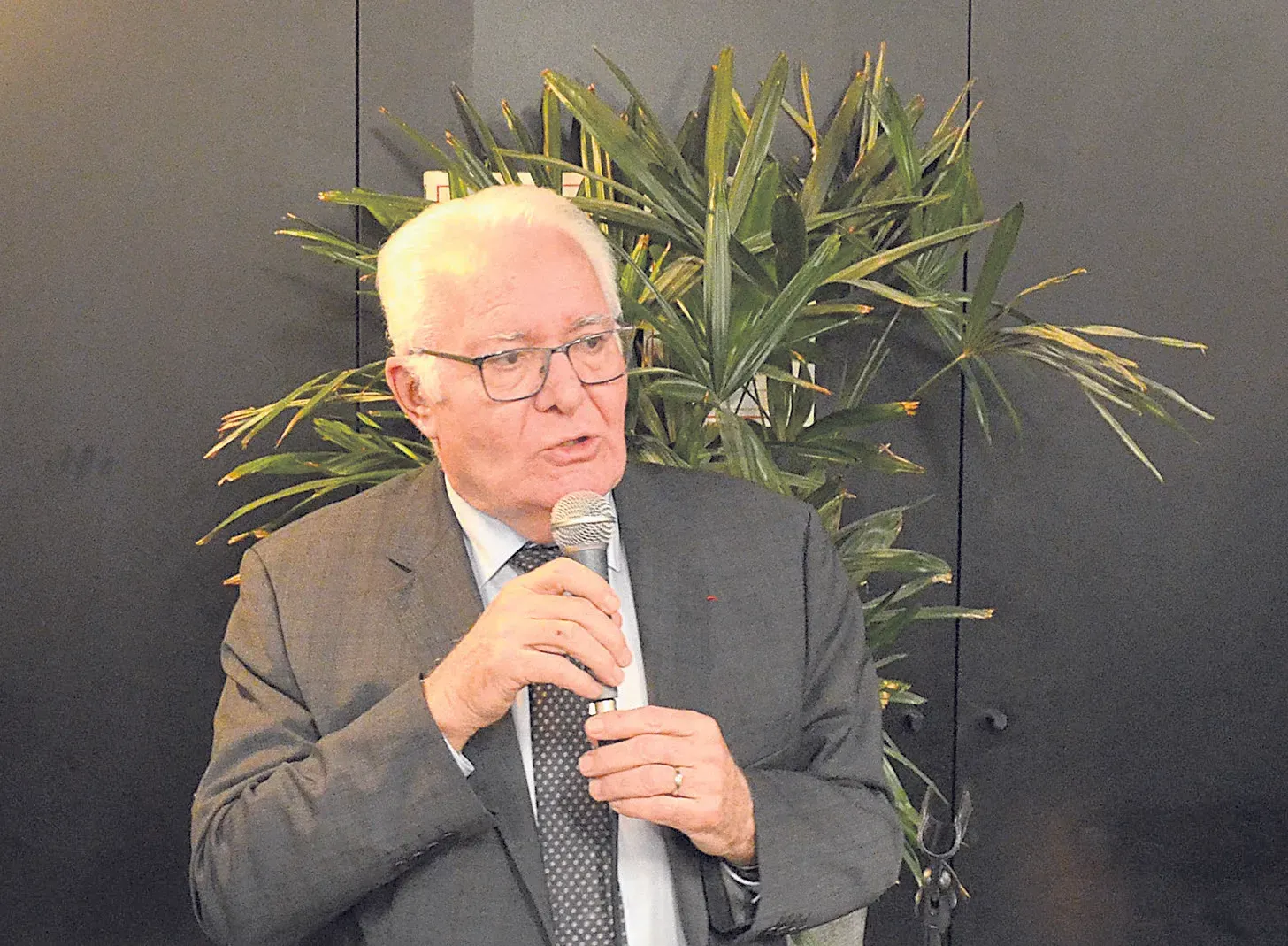 Victoire incontestable de Jean-Pierre Giran, réélu maire de Hyères