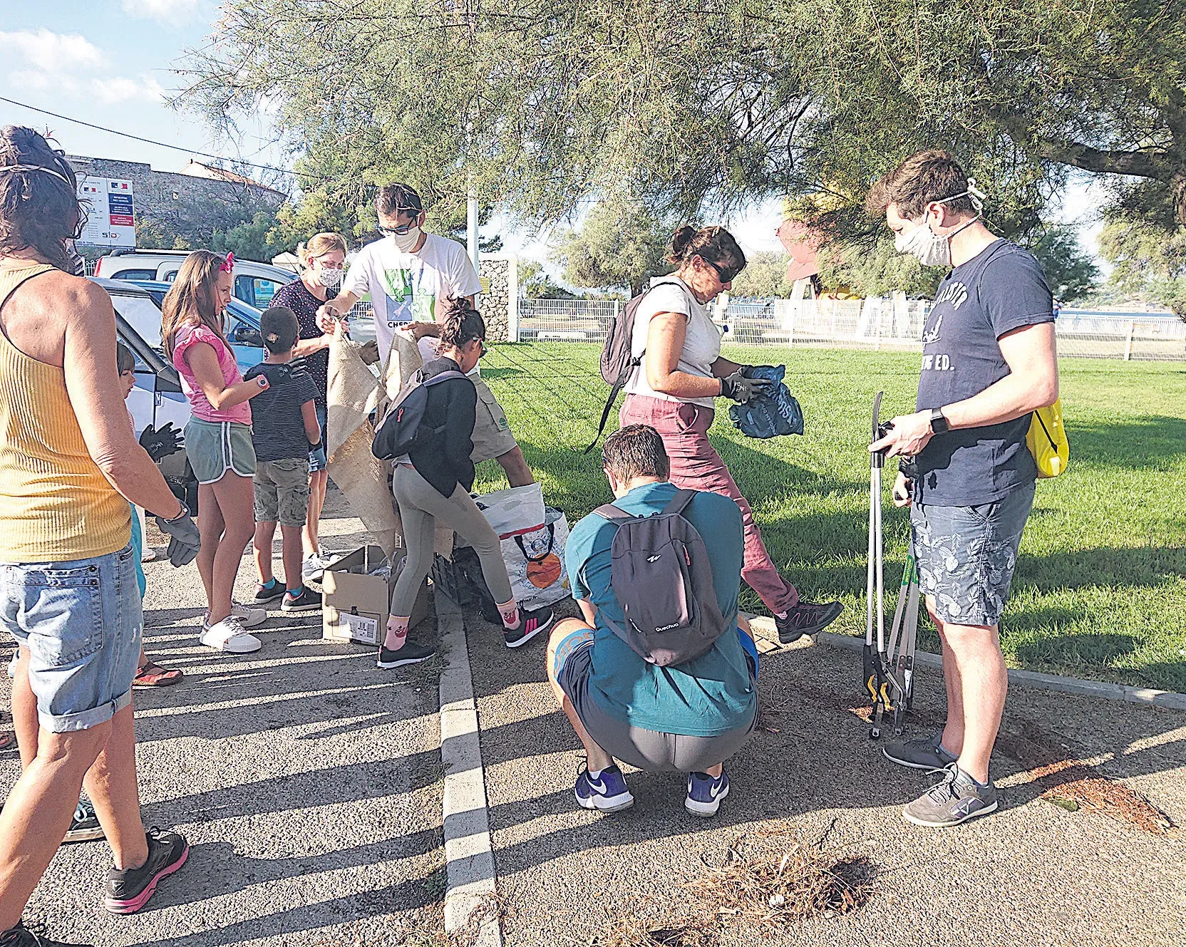 À Toulon, des « Chercheurs en herbe » pour nettoyer la côte !