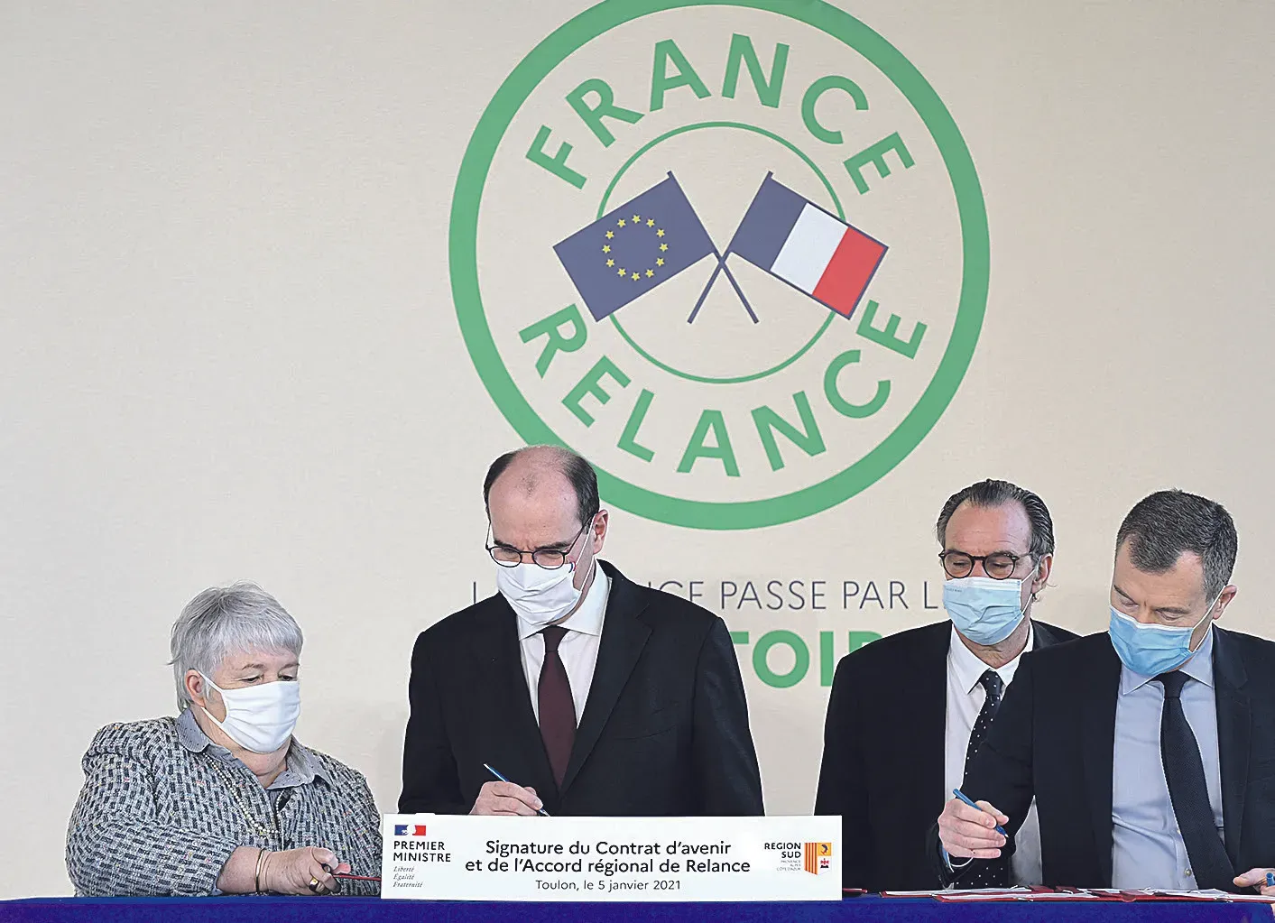 Jean Castex signe le 1er contrat de plan État-Région