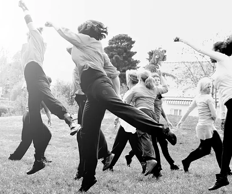 Au Théâtre Marélios, musique, fable musicale et danse... Stage de danse Musique Fable musicale