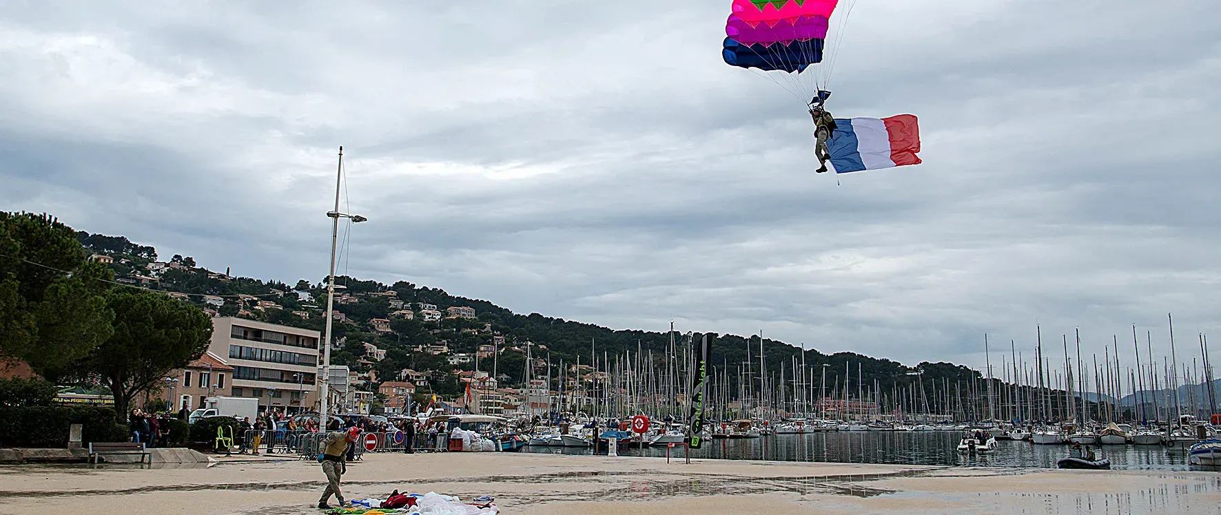 Le Pôle Écoles Méditerranée et le Commando Hubert soutiennent le Bleuet de France