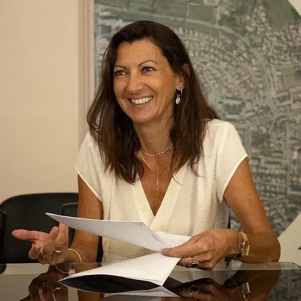 Cécile Cristol Gomez : « La Ville est mobilisée pour ses écoliers » Cécile Cristol Gomez répond aux questions de La Gazette du Var.