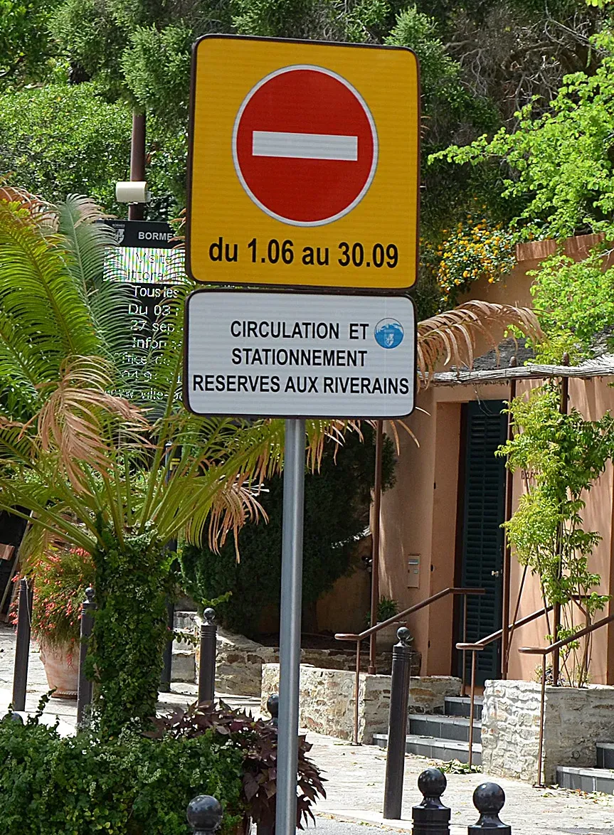 Place Saint-François, changement de décor !