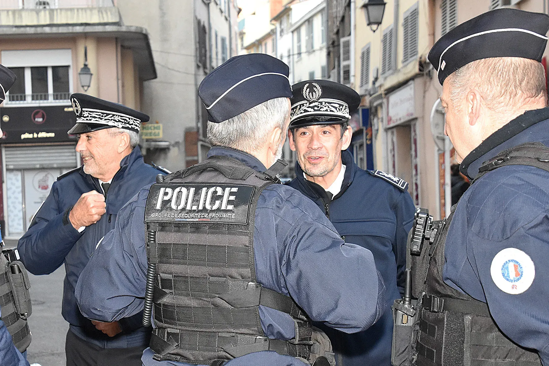 16 personnes interpellées pour trafic de stupéfiants et 10 incarcérées
