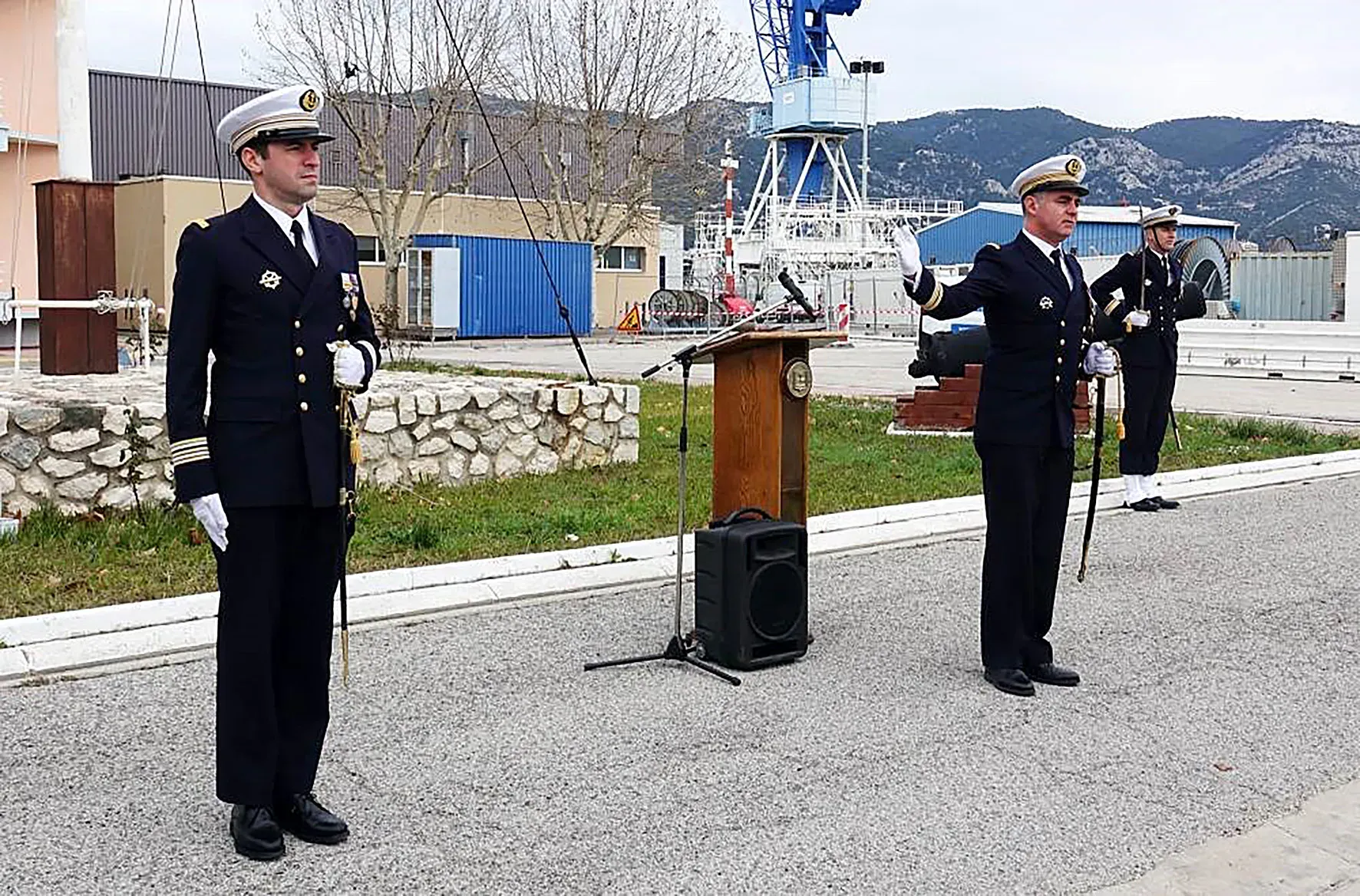 L’Emeraude en partance pour Cherbourg