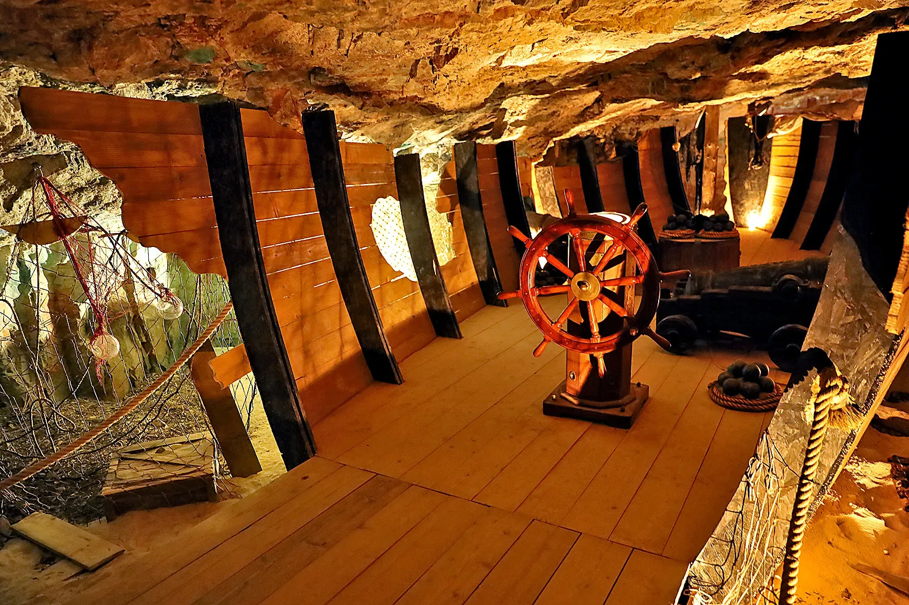 Venez découvrir les pirates de Méditerranée à la mine de Cap Garonne !