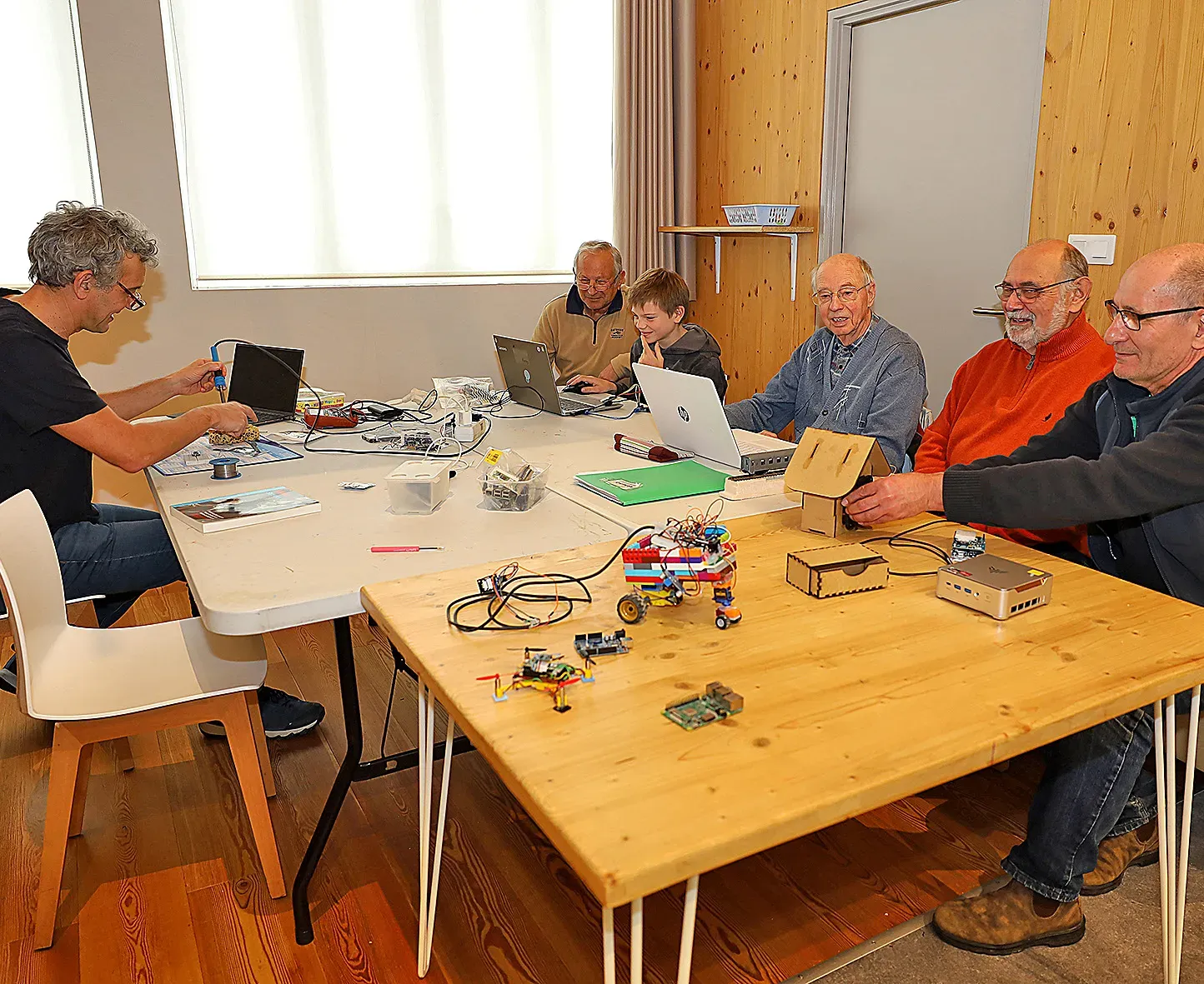 Le Club Makers, succès de l’atelier des inventeurs en herbe