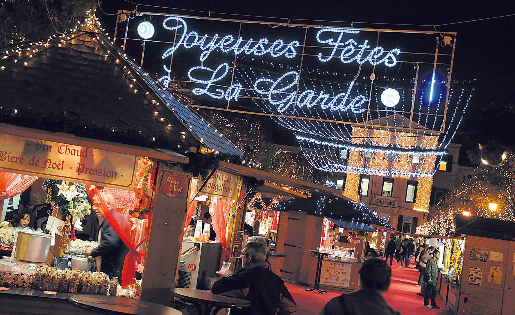 Le village de Noël et ses 100 chalets