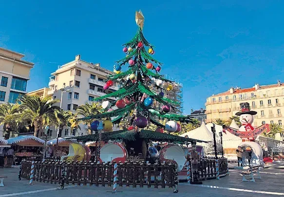 Le Père Noël est un personnage étonnant ! LE PROGRAMME
