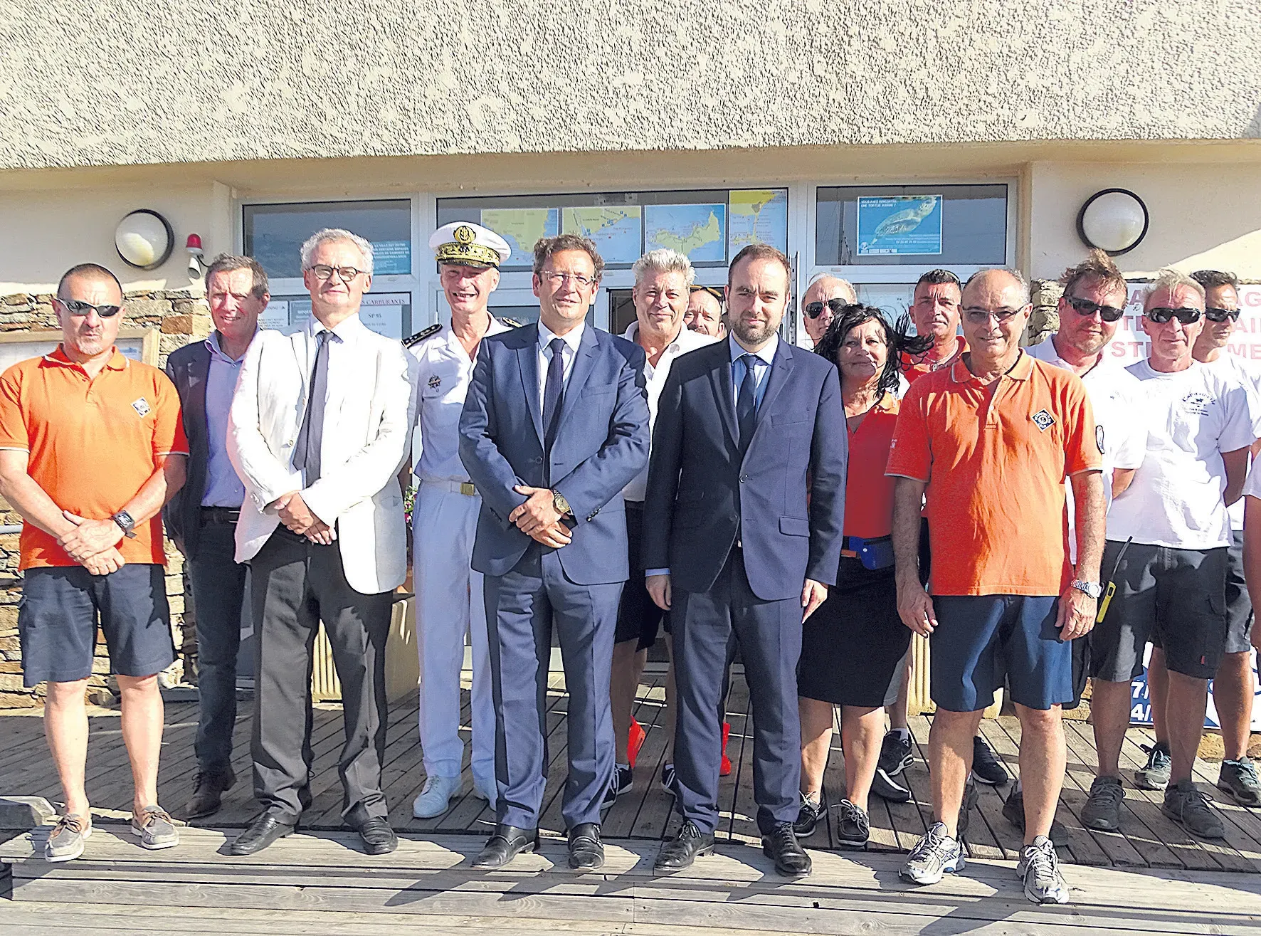 Coupures agricoles, SNSM et CRS au menu de Sébastien Lecornu