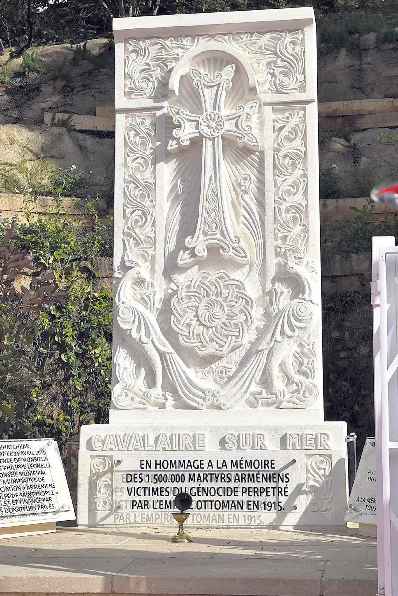 Une croix d’Arménie, Khatchkar de la mémoire