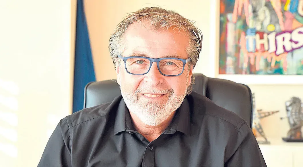 Philippe Leonelli : « Avec les Cavalairois, je partage une passion pour la ville » ! Philippe Leonelli répond aux questions de La Gazette du Var.