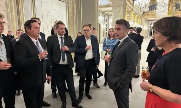 Arbre de Noel à l"Elysée